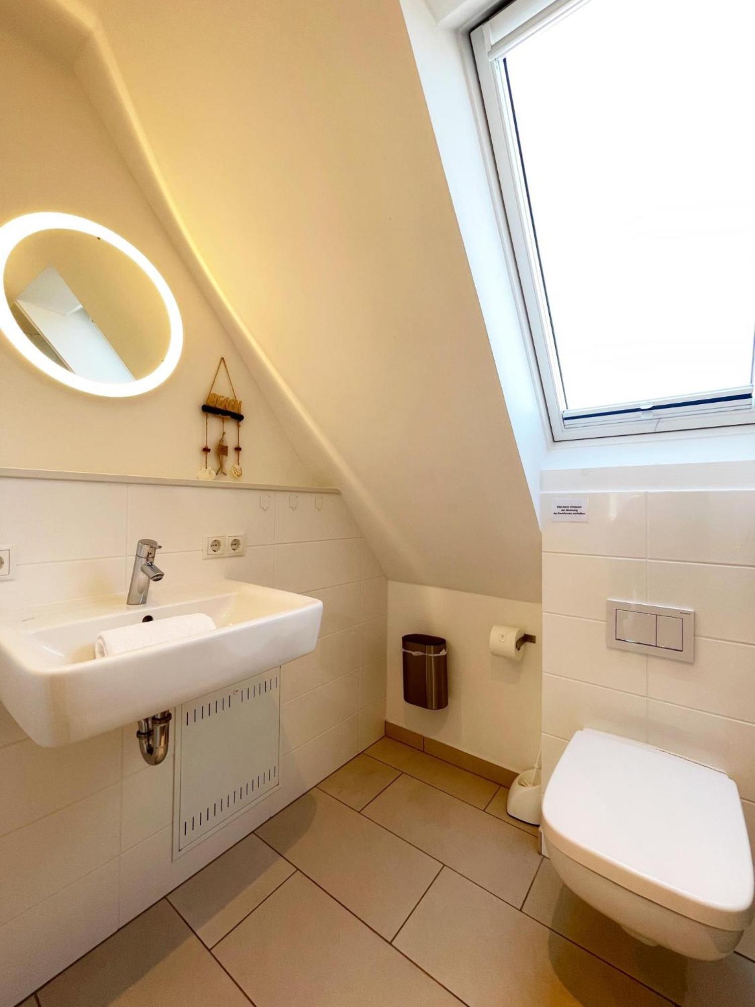 Haus Duenenrose App 2 Mit Balkon Apartment Westerland Exterior photo